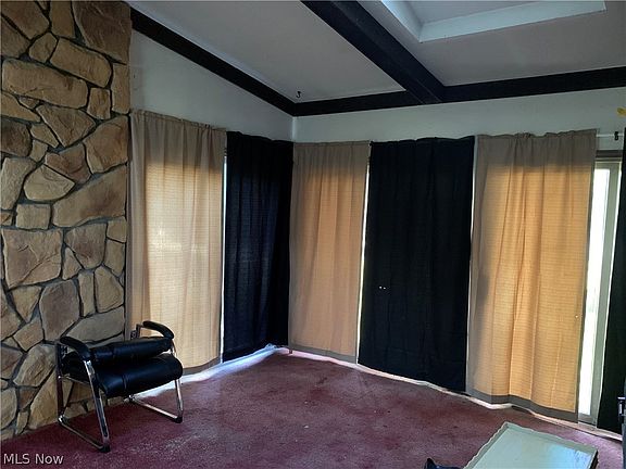 5th image of 5784 Starview Dr