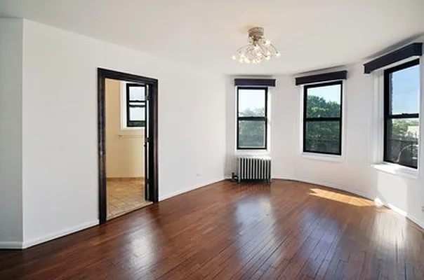 Sold by Citi Habitats | media 13