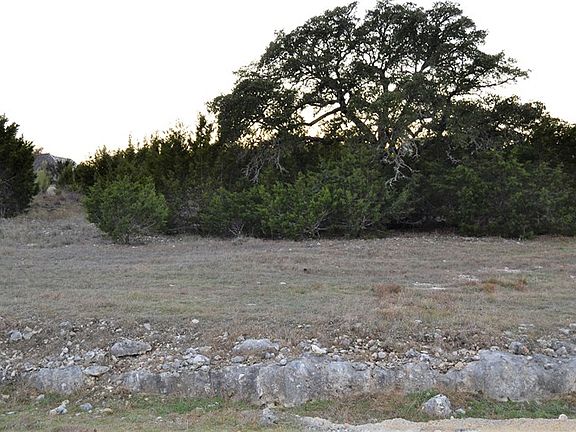 3rd image of 165 Hannah Ln