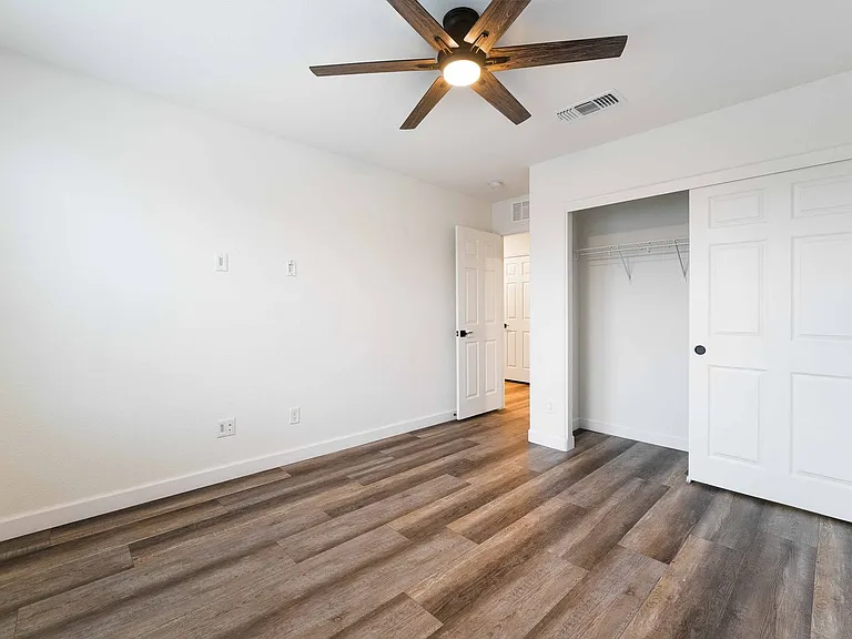 7547 Mojave Wind Ave — Photo 21