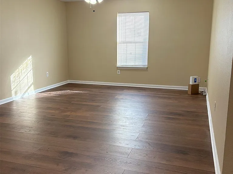 6820 Petre Dr — Photo 13