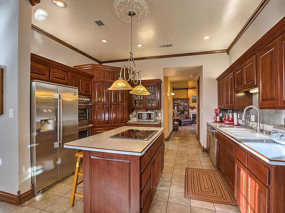 5th image of 1600 Antonio Dr NE