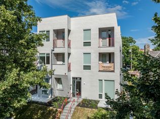 2611 2nd Ave S #202, Minneapolis, MN 55405