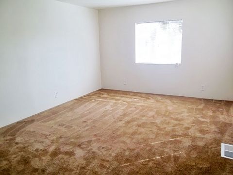2nd image of 4901 Green River Rd #192