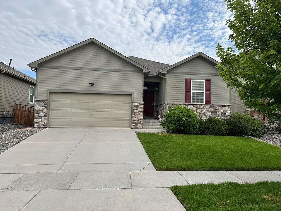 1767 Aquamarine Dr