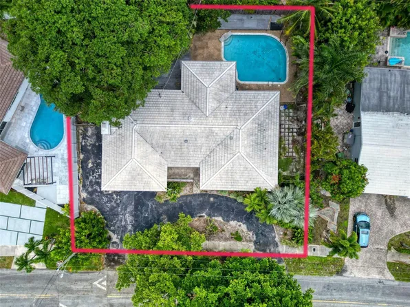 2548 Middle River Drive, Fort Lauderdale, FL 33305