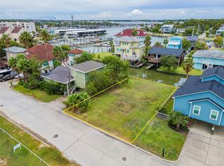 1014 Aspen Rd, Clear Lake Shores, TX 77565