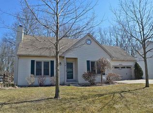 8652 Tanglewood Rd, Temperance, MI 48182