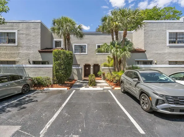 10450 SW 154th Ct APT 4, Miami, FL 33196