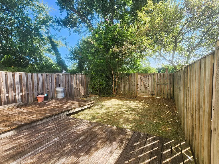 9139 September Ln — Photo 23