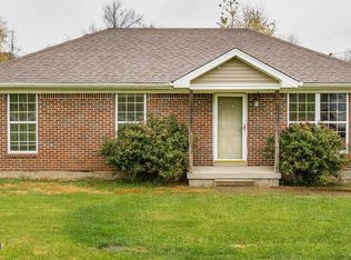 16 Darlene St, Eminence, KY 40019