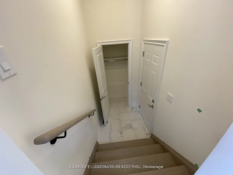2 Phillipsen Way — Photo 16