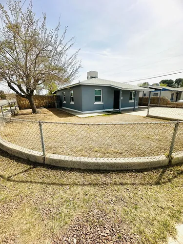 550 Fresno Dr Photo 1