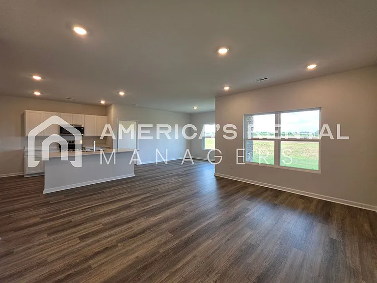 181 Keller Dr — Photo 30