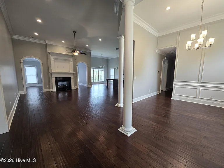 225 Jack Pl — Photo 4