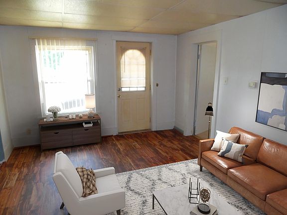 3rd image of 441 Adams St