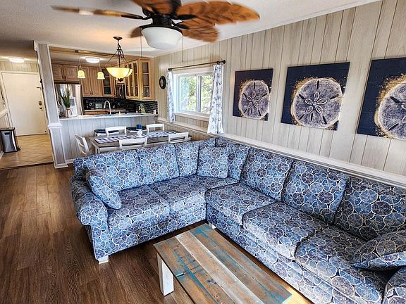4th image of 9501 Shore Dr. #A-201