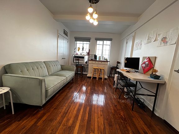 3rd image of 5 Tudor City Pl APT 1726