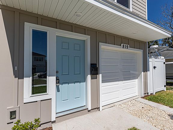 3rd image of 819 3rd Ave S #819