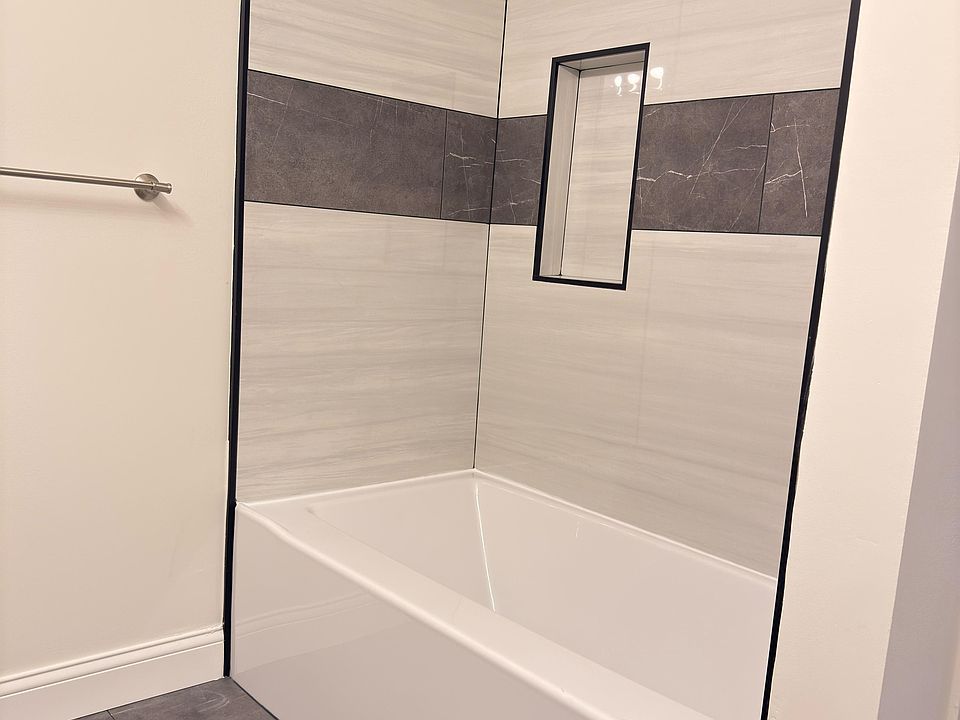 6619 Ridgefield Cir Apt 104, photo 10