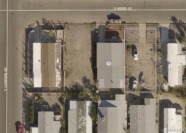 1st image of 892 Citrus St