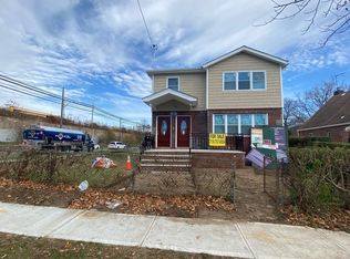 99-03 204th St #ROY, Hollis, NY 11423