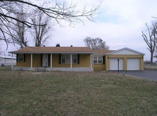 1709 Jerome Ln, Cahokia, IL 62206