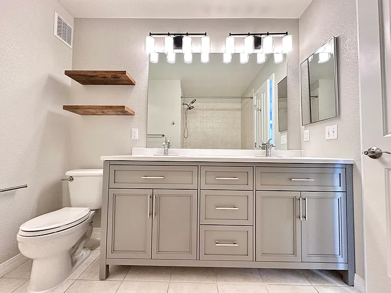 Master bathroom.