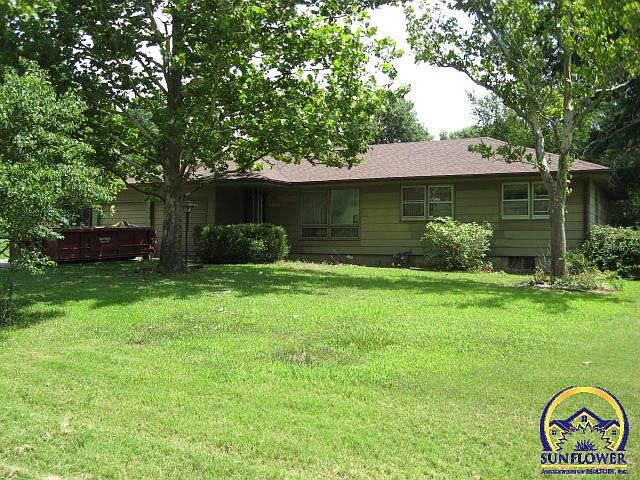 2nd image of 6048 NW Westbrooke Dr