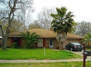 2nd image of 4904 Longstreet Pl