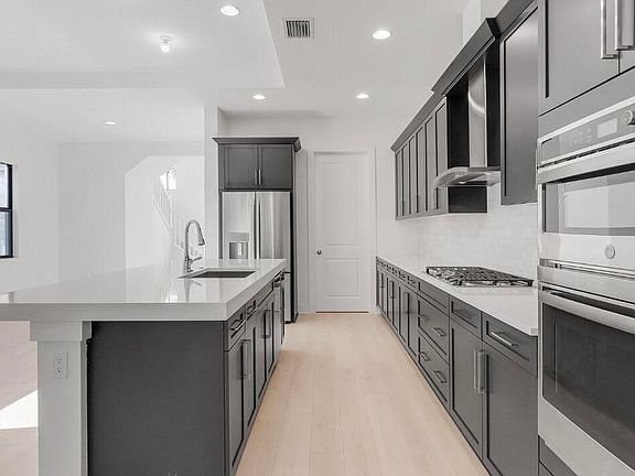 5th image of 13174 Artisan Cir