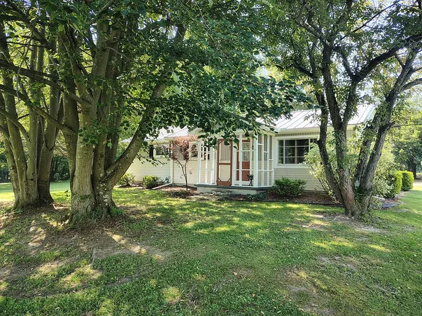 55 Evergreen Rd, Greenville, PA 16125