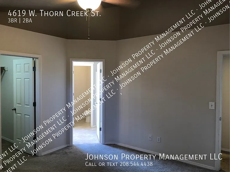 4619 Thorn Crk — Photo 8