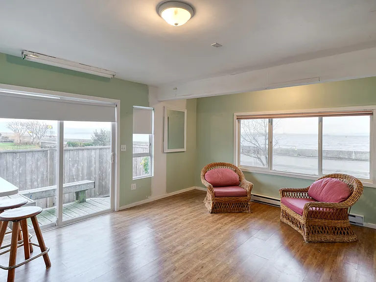 43 Bay View Dr — Photo 33