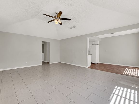 #GuardianRealty 6611 SIlverstream A Las Vegas Townhome Rental 3 Bedrooms living room_09192025