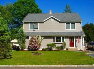 114 Lopez Rd, Cedar Grove, NJ 07009