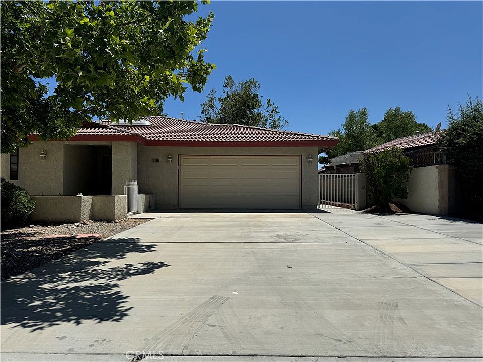 1st image of 14761 Greenbriar Dr