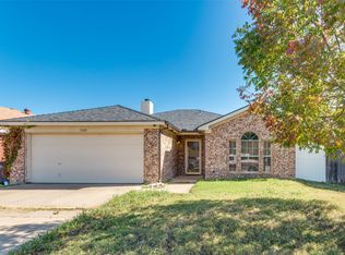 7105 Avington Way, Fort Worth, TX 76133