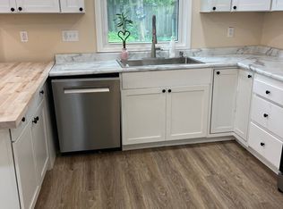 131 E Susan Dr, Oak Creek, WI 53154