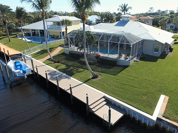 4th image of 3251 SE River Vista Dr