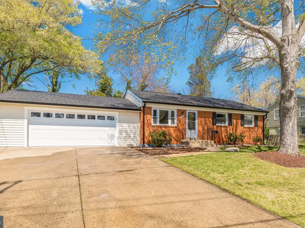 9658 Norfolk St, Manassas, VA 20109