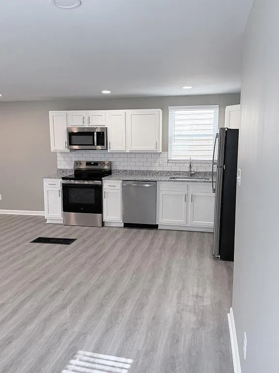 1339 S Preston St — Photo 2