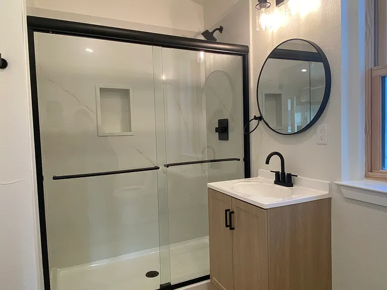 2931 Lakewood Cir #B — Photo 6