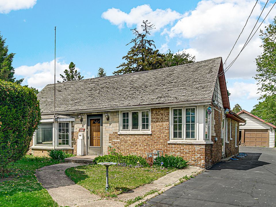 1st image of 2748 Bellwood Ave
