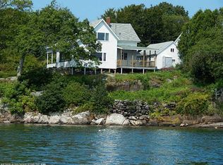 949 Cundys Harbor Rd, Harpswell, ME 04079