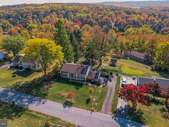 4th image of 1456 Timberline Dr