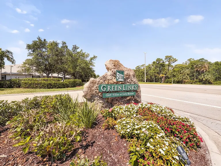 7895 Mahogany Run Ln #1422 — Photo 23
