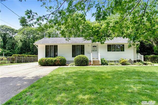 1st image of 81 Fawn Ln E