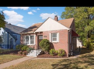 1005 Minnehaha Ave W, Saint Paul, MN 55104