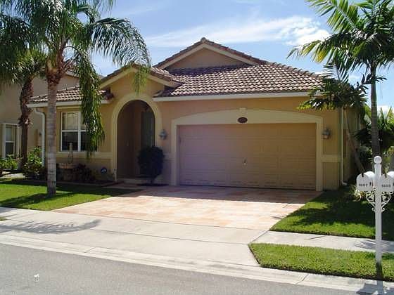 1st image of 1807 Magliano Dr